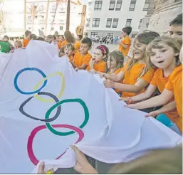  ?? LOURDES DE VICENTE ?? Desfile de las Olimpiadas Escolares de 2019.