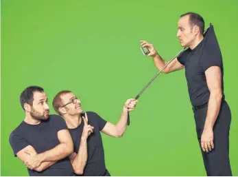  ?? FOTO: EURE MÜTTER ?? Andi Kraus, Don Svezia und Matze Weinmann kommen als Comedy-Trio Eure Mütter am kommenden Donnerstag in die Aalener Stadthalle mit ihrem Programm „Das fette Stück fliegt wie 'ne Eins!“