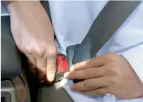  ?? KT file ?? According to the new law, everyone travelling in a car must wear a seatbelt or use a child safety seat. —
