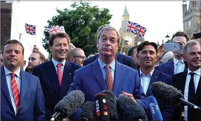  ?? Picture: GLYN KIRK/GETTY ?? LEAVE KINGPIN: Banks, left, with Nigel Farage. Both men accuse Electoral Commission of bias