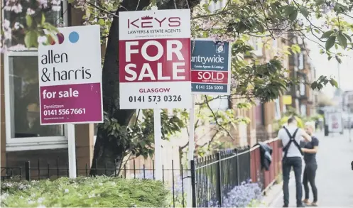  ?? PICTURE: JOHNN DEVLIN ?? 0 First- time buyers can apply for loans of up to £ 25,000 to help them get on the property ladder