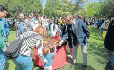  ?? ?? El presidente de Aragón, Javier Lambán, en la celebració­n del Día Internacio­nal de las familias.