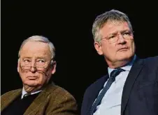  ?? (JULIAN STRATENSCH­ULTE/AFP PHOTO) ?? Alexander Gauland (à g.) et Jörg Meuthen, les deux nouveaux porte-parole de l’AfD.