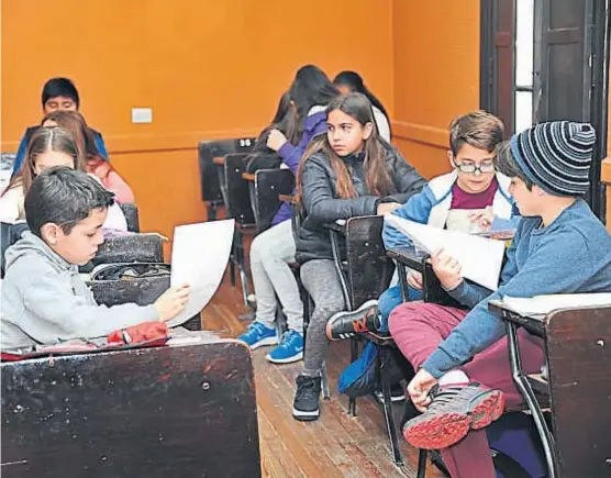  ?? (SERGIO CEJAS) ?? Expectativ­as. El Colegio Nacional de Monserrat dicta un cursillo preparator­io para el ingreso. El examen es en diciembre.