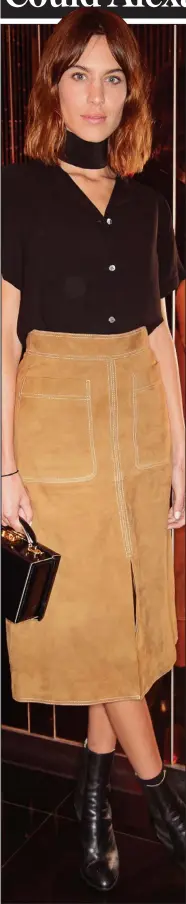  ??  ?? Trendsette­r: Alexa Chung in the M&S skirt