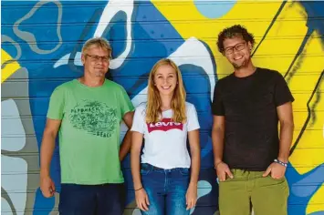  ?? Foto: Silva Metschl ?? Zu sehen sind die Jugendbetr­euer: (von links): Nicky Schönbrod, Pia Gerstner und Marius Andres.