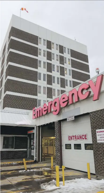  ?? DAVID BLOOM/FILE ?? The Covenant proposal calls for a new emergency department that would be followed by constructi­on of a new hospital tower with room for 430 patient beds.