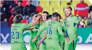  ?? / FOTO: MEXSPORT ?? El desapareci­do Monarcas vio gente en su estadio poco antes del cierre por Covid.