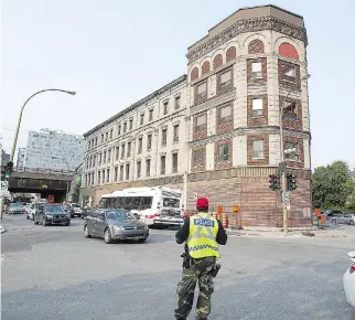  ?? PIERRE OBENDRAUF ?? The 142-year-old Rodier Building, saved from the wrecking ball, is a Flatiron-style, four-storey affair similar to many in New York, but unique in Montreal.