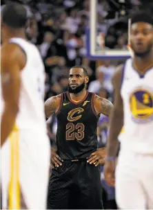  ?? Carlos Avila Gonzalez / The Chronicle 2017 ?? LeBron James wasn’t a happy camper in the final seconds of his team’s loss to the Warriors on Christmas Day.