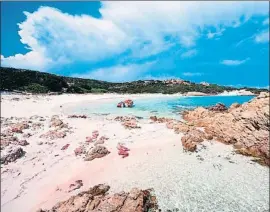  ?? REDA&CO / GETTY ?? La playa rosa de la isla de Budelli, situada entre Córcega y Cerdeña