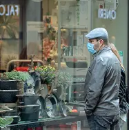  ?? (Pretto) ?? Vetrine Due clienti in pieno centro di Trento