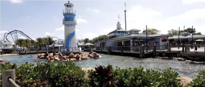  ?? AP FILE ?? GUIDING LIGHT: A lighthouse marks the entrance to SeaWorld Orlando.