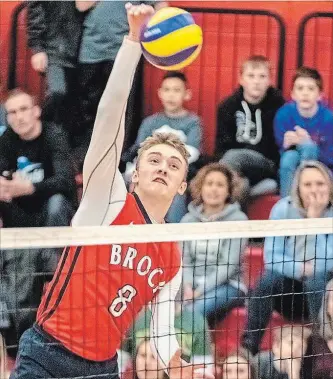  ?? STEPHEN LEITHWOOD BROCK UNIVERSITY ?? Brock's Logan House (8) spikes the ball in men's volleyball action against Royal Military College.