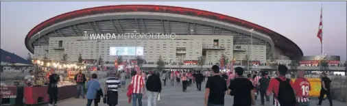  ??  ?? AMBIENTAZO. El Wanda Metropolit­ano vivirá otro gran partido, en esta ocasión frente al Betis.