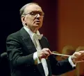  ??  ?? Il maestro Ennio Morricone