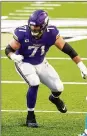  ?? DAVID BERDING/AP ?? Cincinnati bolstered its offensive line with the signing of ex-Vikings Riley Reiff as the team seeks better protection for quarterbac­k Joe Burrow.