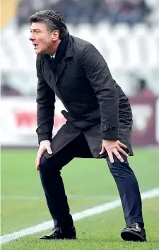  ??  ?? Carica Walter Mazzarri, 56 anni, segue il suo Torino con trasporto. Il tecnico è tornato ieri in serie A dopo 1.154 giorni e l’esonero con l’Inter (LaPresse)