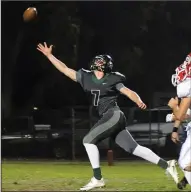  ?? BEA AHBECK/NEWS-SENTINEL ?? Liberty Ranch's Thomas Thornburg tries to reach a pass during a game against Galt on Nov. 4, 2016.