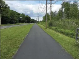  ?? REGISTER CITIZEN FILE PHOTO ?? The Sue Grossman Still River Greenway near Harris Drive in Torrington.