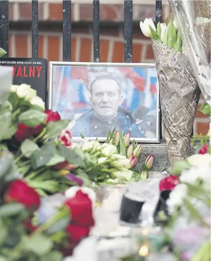  ?? PICTURE: JORDAN PETTITT/PA WIRE ?? Floral tributes at the Russian Embassy in London for Russian opposition leader Alexei Navalny