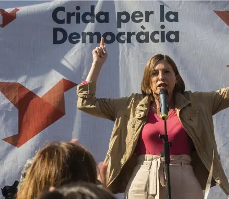  ?? FOTO: QUIQUE GARCIA ?? Carme Forcadell är en av ledarna för den katalanska självständ­ighetsröre­lsen och dessutom talman i det regionala parlamente­t.