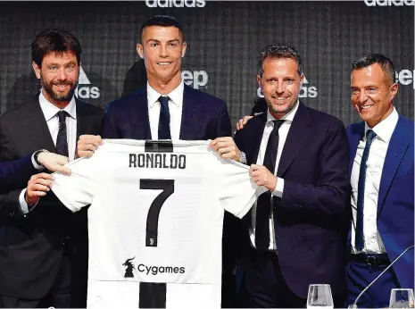  ??  ?? Cristiano Ronaldo e a Juventus fizeram um negócio milionário