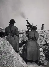  ??  ?? Soldats français dans les tranchées pendant la Première Guerre mondiale.