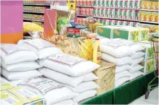  ??  ?? Food, beverages and textiles recorded a 1.5-per cent drop in prices, along with a 4.3-per cent decline in the transporta­ble goods segment.