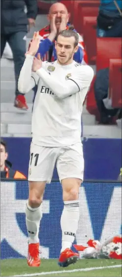  ??  ?? CORTE. El gesto de Bale tras marcarle al Atlético en el último derbi.