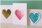  ??  ?? Adding foil to greeting cards can turn the simplest shape into something more fancy. HOLLY RAMER/AP