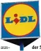  ??  ?? Grund zur Freude haben die Beschäftig­ten bei Lidl, bei Amazon hingegen geht der Streit um den Tarif weiter.