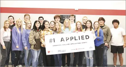  ?? Abigail Thompson - 10th grade photograph­y club - Submitted Photo ?? These seniors at Palestine-Wheatley High School have applied to colleges as part of Arkansas College Applicatio­n Month. The seniors, front row from left, are: Abagail Tolbert, Jessi Aldridge, Molly Pipkin, Madyson Thompson, Alexis Fox, Sarah Crowell, Sarah Beth Gaines, Kylie Loewer, Sara Swan, Billee Young and Katelyn Mason; and back row, Colton Wilson, Caleb Ramsey, Matthew Hemme, Cannon White, Melt van der Spuy, Nicholas Thompson, Landon Grimes and Keano Long. Several other seniors who completed the process were not available for the photo.