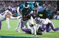  ?? DERIK HAMILTON/AP ?? Eagles’ running back D’Andre Swift was named NFC Offensive Player of the Week after rushing for 175 yards against the Vikings.