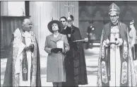  ?? PICTURE: NEIL MUNNS/PA ?? THANKFUL: Archbishop of York John Hapgood, right, pictured in 1988 with the Queen at York Minster.