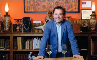  ??  ?? Dès 2016 dans La RVF, Michel Chapoutier mettait en garde contre le manque de vins de comptoir.
