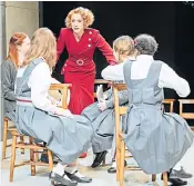  ??  ?? Quietly anguished: Lia Williams in The Prime of Miss Jean Brodie