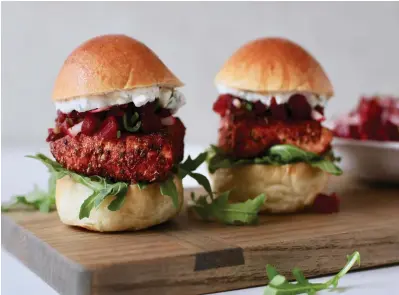  ?? Blackened Salmon Sliders with Pickled Beet Relish ??