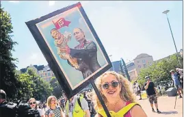  ?? REUTERS ?? ■ People on Sunday attend 'Helsinki Calling' protest ahead of the PutinTrump summit.