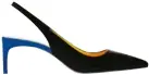  ??  ?? Contrast Mid-heel Shoes, ZARA, Rp559,900,-.