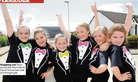  ??  ?? Stepping outthese young stars from Diane’s Dance School had a ball at Ferniegair gala