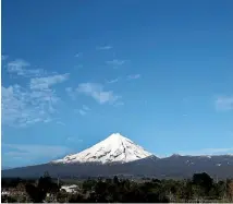  ?? PHOTO: ANDY JACKSON/STUFF ?? Conditions on Mt Taranaki at the weekend couldn’t have been better for snow lovers.