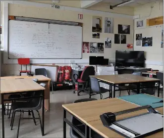  ??  ?? A deserted classroom following last Thursday’s closure order.