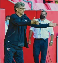  ?? Foto: Roland Geier ?? Die Planungen laufen: Nach dem späten Schock in der Relegation muss Michael Henke für eine weitere Saison in der 3. Liga planen.