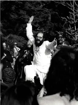  ??  ?? ABOVE LEFT: Allan Ginsberg dancing to the Dead at the Be-In. ABOVE RIGHT: A poster for the ‘Gathering of the tribes for a human Be-In’ at Golden Gate Park on 14 January 1967. BELOW: In october, the poster for the ‘trip or freak fantasmago­raball’ at...