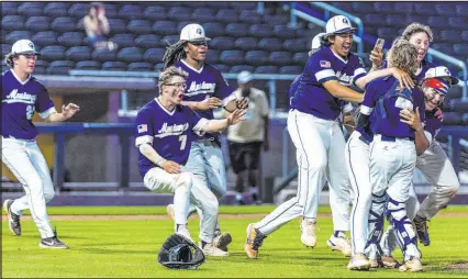  ?? L.E. Baskow Las Vegas Review-journal @Left_eye_images ?? Shadow Ridge players race to the field following the final out to celebrate their win over Legacy that put them in the state championsh­ip game Saturday.