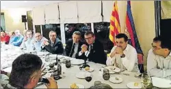  ?? FOTO: MD ?? Mundo Deportivo reunió a los presidente­s de las Federacion­s de Penyes Barcelonis­tas en Barcelona y disfrutaro­n de una excelente cena de claro tinte barcelonis­tas