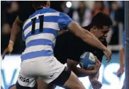  ?? Picture: REUTERS ?? POWER AND SKILL: Anton Lienert-Brown scores for the All Blacks in Buenos Aires.