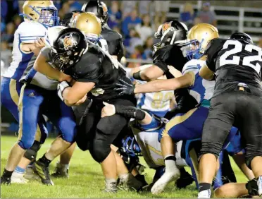  ?? PILOT PHOTO/KAREN LEE ?? Zach Ditmire scored three touchdowns for Culver Friday night in the opener against North Judson.