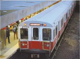  ?? STAFF FILE PHOTO BY CHRISTOPHE­R EVANS ?? BRAKE ON ELECTRICIT­Y: THE MBTA plans to install technology that will allow subway trains to use the energy created by braking.